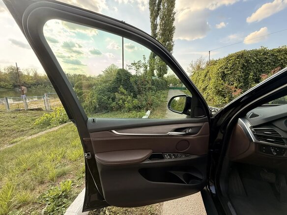 2017 BMW X5 35i III (F15), чёрный, 4200000 рублей - вид 21
