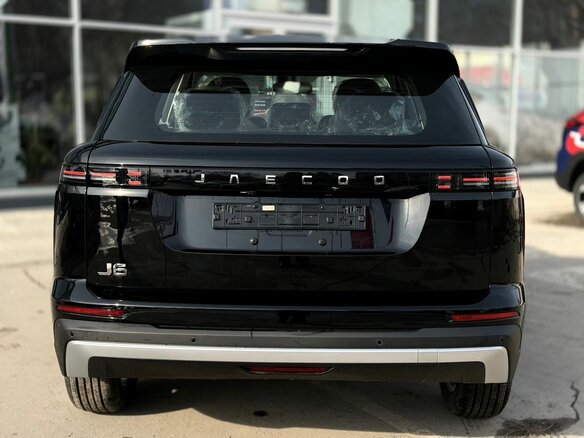 2026 Jaecoo J6, чёрный - вид 5