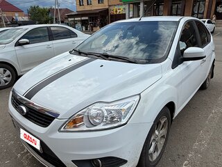 2010 Ford Focus II Рестайлинг, белый, 610000 рублей, вид 1