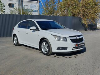 2011 Chevrolet Cruze I, белый, 599000 рублей, вид 3