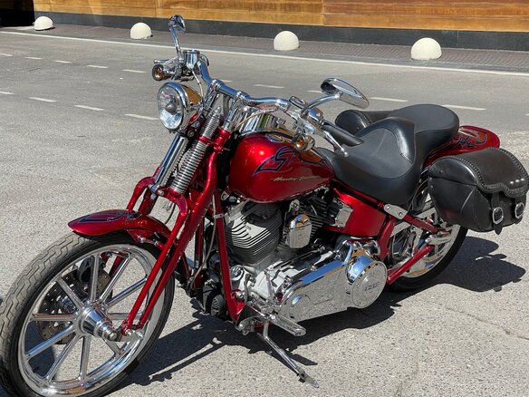 2007 Harley-Davidson CVO, красный - вид 29