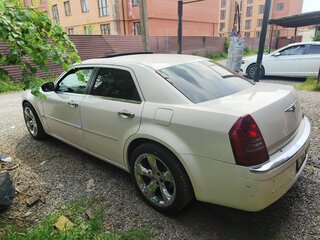2005 Chrysler 300C I, белый, 1200000 рублей, вид 5