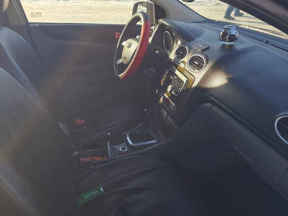 2008 Ford Focus II Рестайлинг, чёрный, 510000 рублей - вид 5