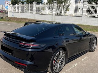 2019 Porsche Panamera GTS II, чёрный, 7950000 рублей, вид 4
