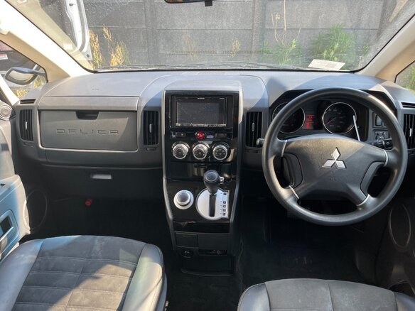 2019 Mitsubishi Delica D:5 I, белый, 3250000 рублей - вид 8