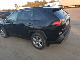 2022 Toyota RAV4 V (XA50), чёрный, 2380000 рублей, вид 3