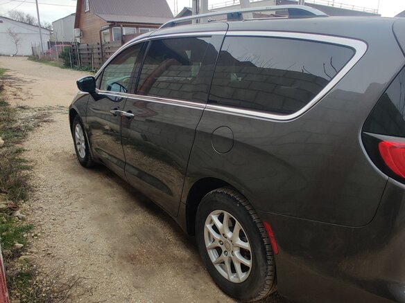 2017 Chrysler Pacifica RU, чёрный, 2800000 рублей - вид 5
