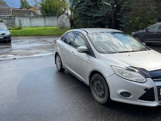 2013 Ford Focus III, серебристый, 449000 рублей, вид 3