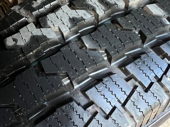 2011 ГАЗ ГАЗель (3302), красный, 950000 рублей - вид 5