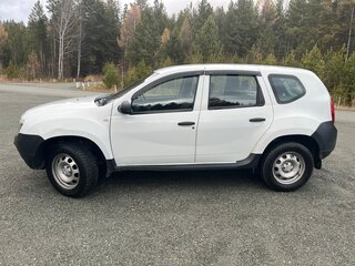 2014 Renault Duster I, белый, 950000 рублей, вид 4
