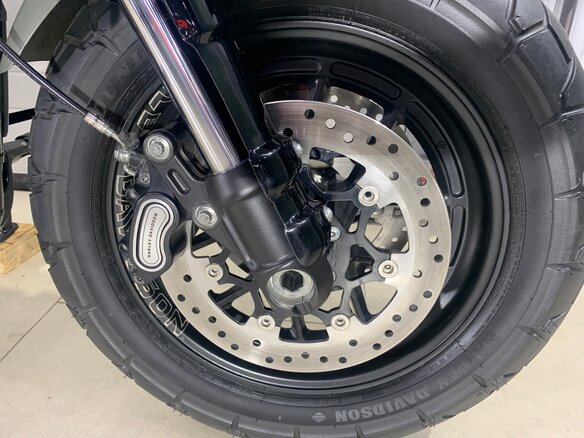 2021 Harley-Davidson Fat Bob, зелёный, 1750000 рублей - вид 25