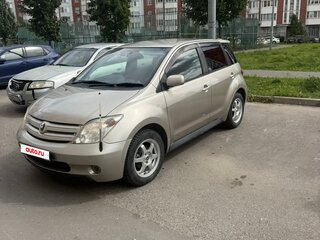 2003 Toyota Ist I, золотистый, 530000 рублей, вид 1