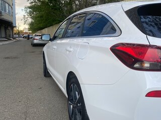2022 Hyundai i30 III Рестайлинг 2, белый, 2150000 рублей, вид 4