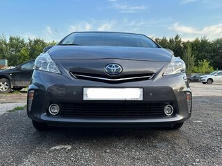 2012 Toyota Prius v (+) I (ZVW40/41), серый, 1800000 рублей, вид 4