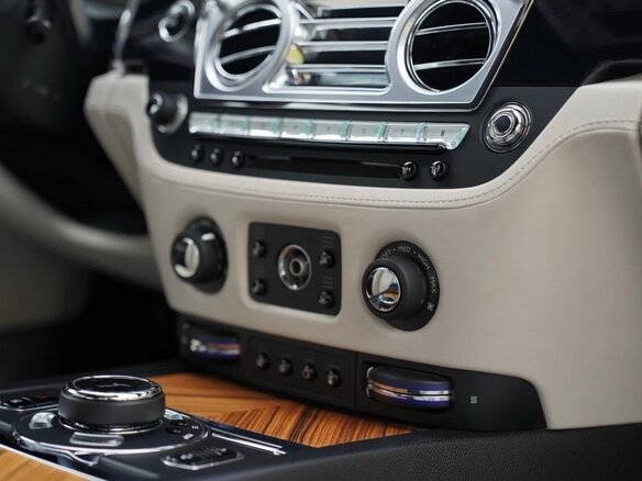 2014 Rolls-Royce Wraith, чёрный, 12950000 рублей - вид 22