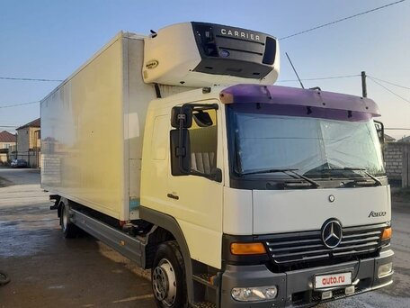 2000 Mercedes-Benz Atego, белый, 4100000 рублей, вид 1