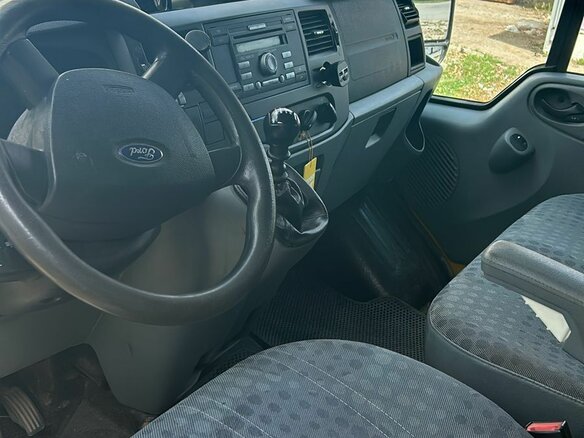 2013 Ford Transit, жёлтый, 1550000 рублей - вид 9
