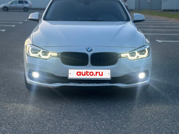 2015 BMW 3 серии 320i VI (F3x) Рестайлинг, белый, 1650000 рублей - вид 1