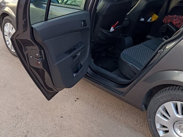 2010 Opel Astra H Рестайлинг, серый, 420000 рублей - вид 13