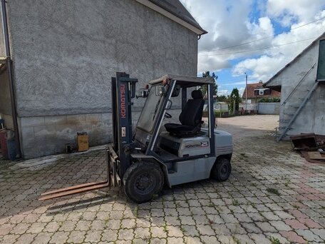 1993 Komatsu FG, серый, 850000 рублей, вид 1