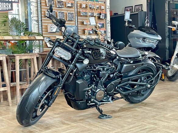 2022 Harley-Davidson Sportster S, чёрный, 1690000 рублей - вид 2