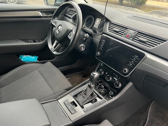 2019 Skoda Superb III Рестайлинг, серый, 2500000 рублей - вид 37