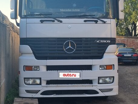 2002 Mercedes-Benz Actros, белый, 4000000 рублей, вид 5