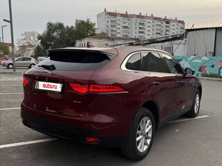 2017 Jaguar F-Pace I, красный, 2349000 рублей, вид 2