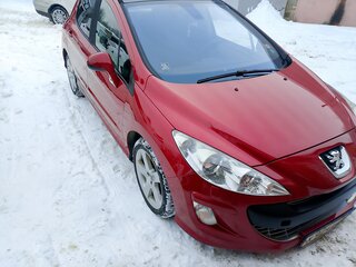 2008 Peugeot 308 I, красный, 330000 рублей, вид 4
