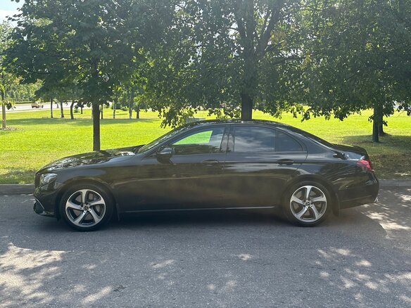 2017 Mercedes-Benz E-Класс 400 V (W213, S213, C238), чёрный - вид 2
