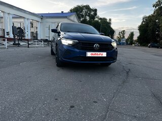 2021 Volkswagen Polo VI, синий, 1400000 рублей, вид 1