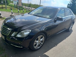 2013 Mercedes-Benz E-Класс 200 7G-Tronic IV (W212, S212, C207), чёрный, 1850000 рублей, вид 2