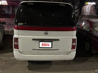 2004 Nissan Elgrand II (E51), белый, 500000 рублей, вид 4