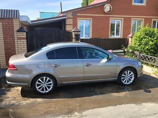 2011 Volkswagen Passat B7, коричневый, 1000000 рублей, вид 3