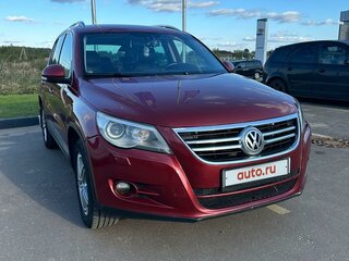 2010 Volkswagen Tiguan I, красный, 990000 рублей, вид 2