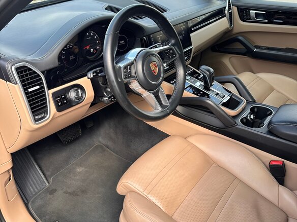 2020 Porsche Cayenne III, коричневый - вид 10