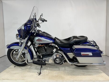 2006 Harley-Davidson Electra Glide, синий, 510000 рублей, вид 2