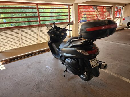 2005 Yamaha Majesty 400, чёрный, 222000 рублей, вид 4