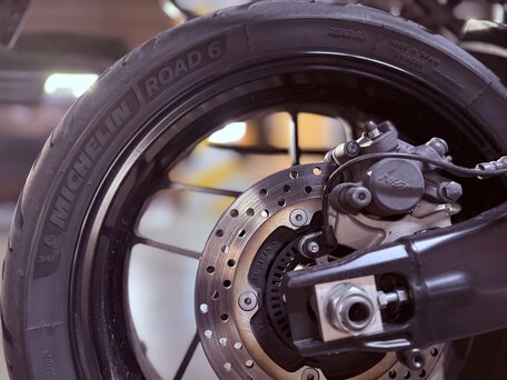 2021 Yamaha Tracer 900, серый, 1200000 рублей, вид 4