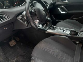 2019 Peugeot 308 II Рестайлинг, белый, 1280000 рублей, вид 5