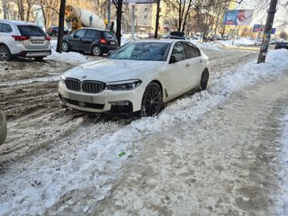 2017 BMW 5 серии 540i VII (G30/G31/G38), белый, 4050000 рублей, вид 4