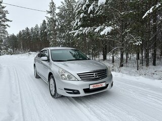 2010 Nissan Teana II (J32), серебристый, 850000 рублей, вид 3