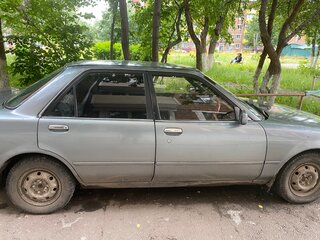 1988 Toyota Carina V (T170), серый, 260000 рублей, вид 3