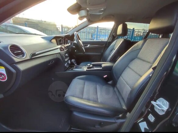 2011 Mercedes-Benz C-Класс 200 III (W204) Рестайлинг, чёрный, 1795000 рублей - вид 5