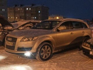 2007 Audi Q7 I (4L), серебристый, 1300000 рублей, вид 1