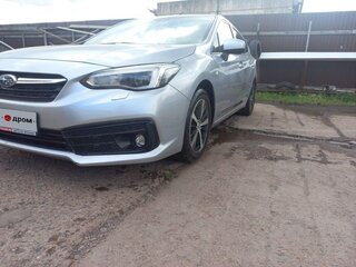 2021 Subaru Impreza V Рестайлинг, серебристый, 1450000 рублей, вид 1