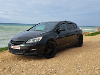 2013 Opel Astra J Рестайлинг, чёрный, 833000 рублей, вид 2