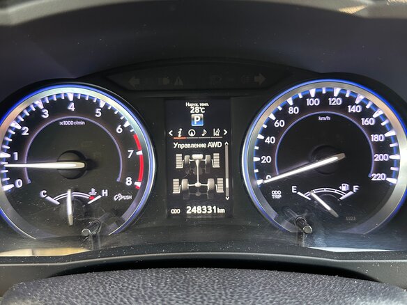 2014 Toyota Highlander III (XU50), чёрный, 2600000 рублей - вид 4