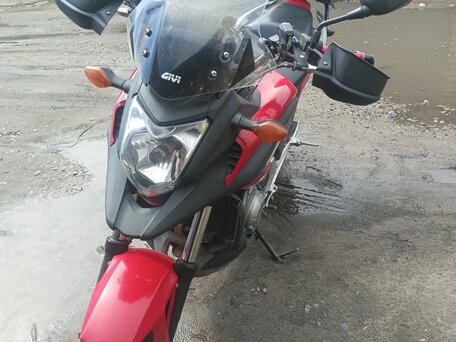 2013 Honda NC 700X, красный, 520000 рублей, вид 1