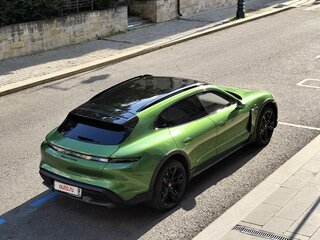 2021 Porsche Taycan Turbo Cross Turismo I, зелёный, 11700000 рублей, вид 1